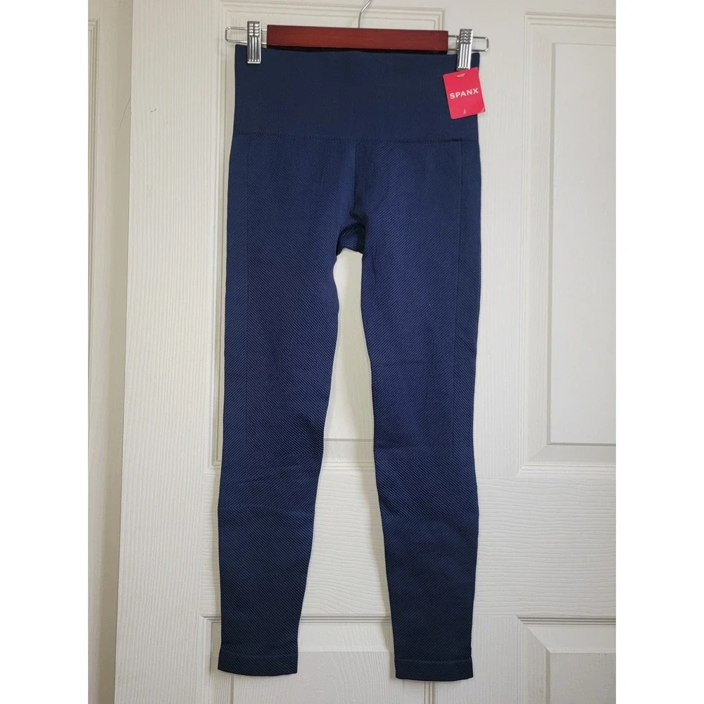 NWT SPANX Blue Rib Seamless Leggings‎ in Navy Haze Size Small